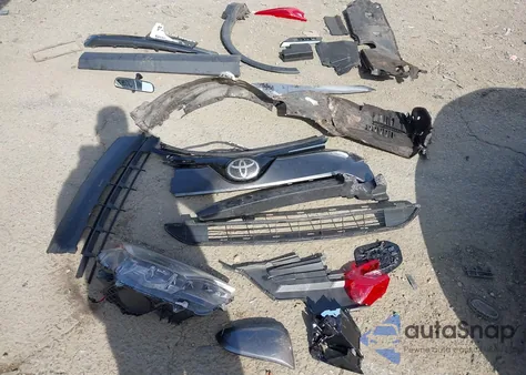 2017 Toyota Rav4 Xle из США, поврежденный, VIN JTMRFREVXHJ113152